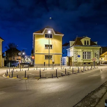 French Boutique Gæstehus Braşov