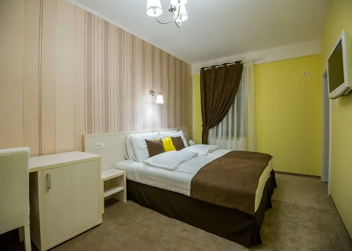 French Boutique Guest house Brasov